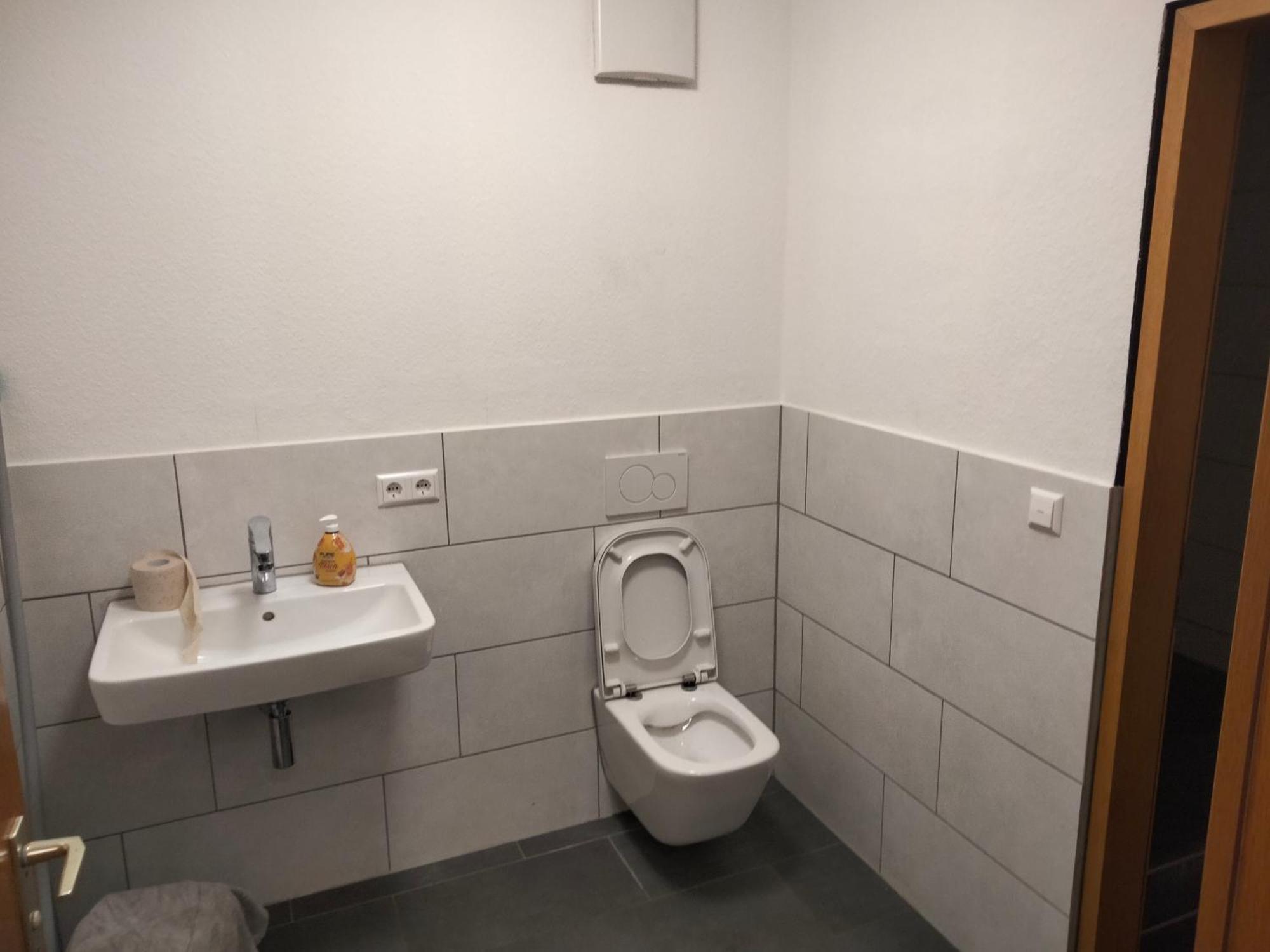 Pluederhausen Homestay